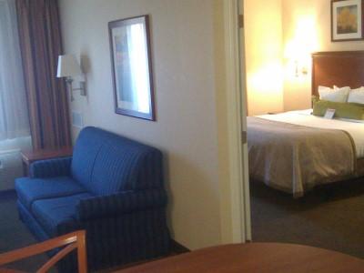 Candlewood Suites Fredericksburg By Ihg Eksteriør billede